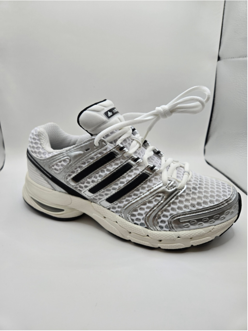 Women's Adidas Adistar Control 5 Athletic Shoes White Black Size 7